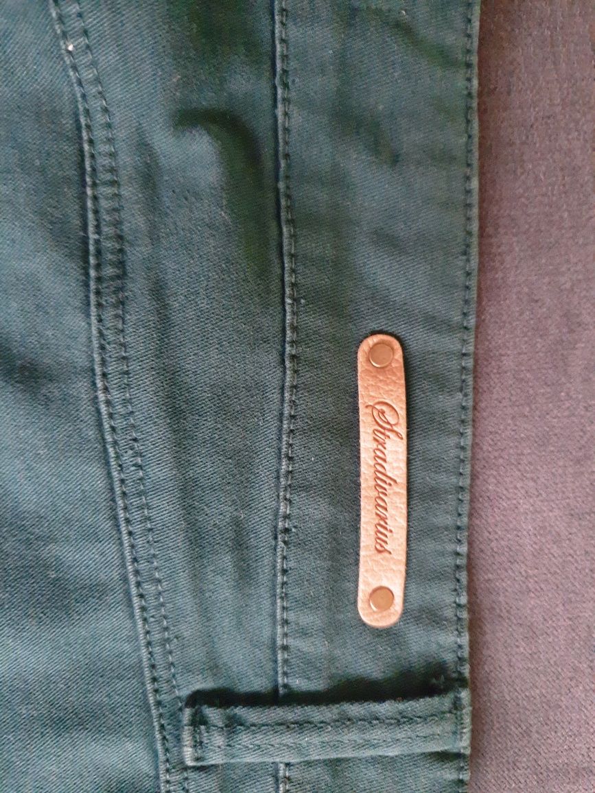 Spodnie zielone stradivarius