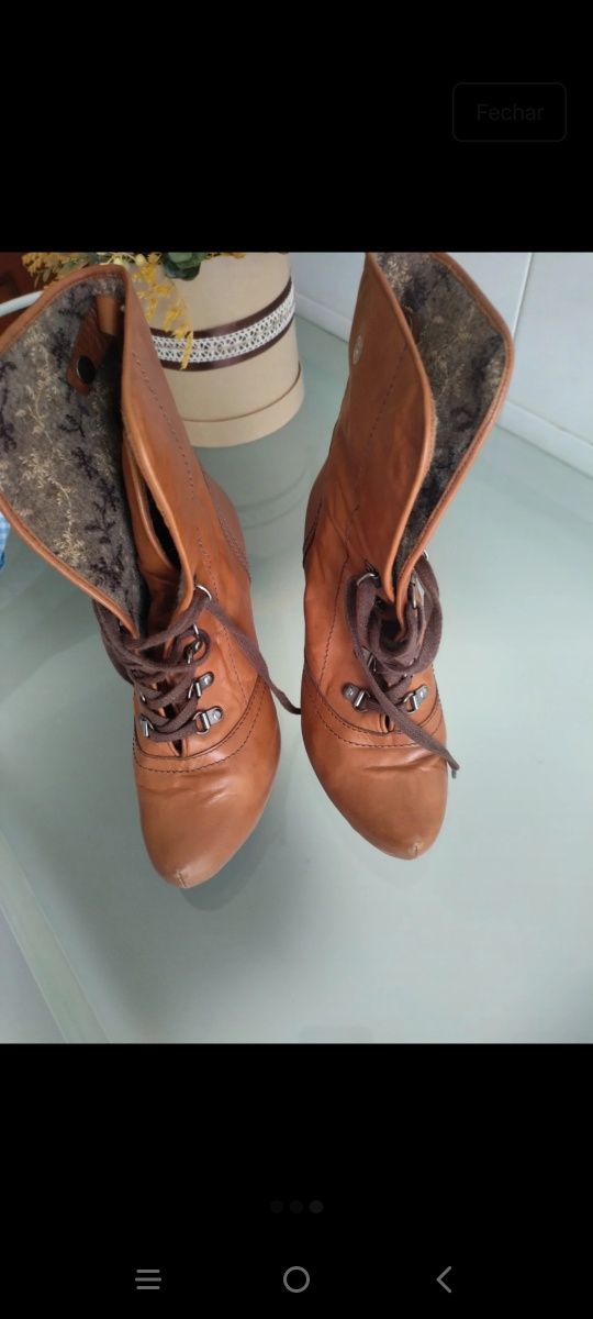 Botins em ótimo estado