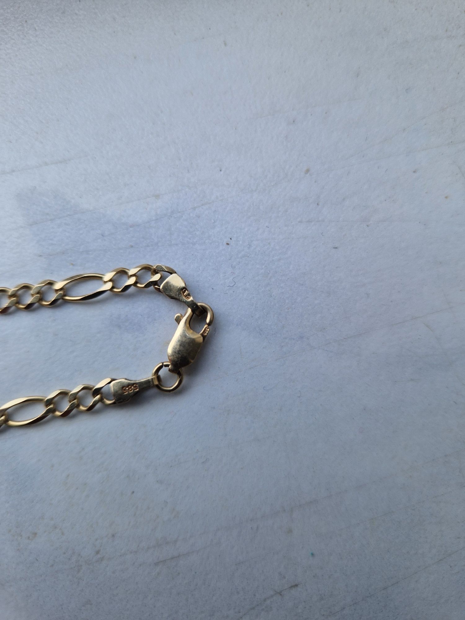 Złoty łańcuszek figaro 585 14k idealnym stanie dłu 57 cm 10gram sze4mm