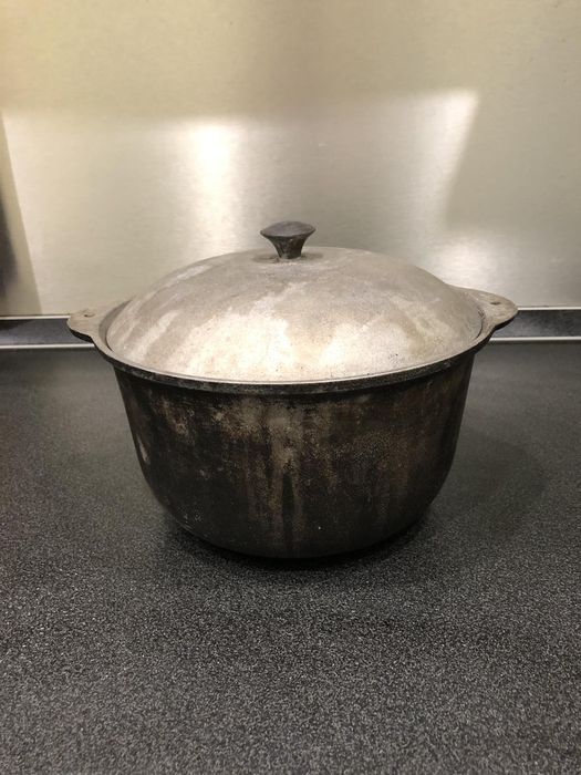 Казан с крышкой 3 литра