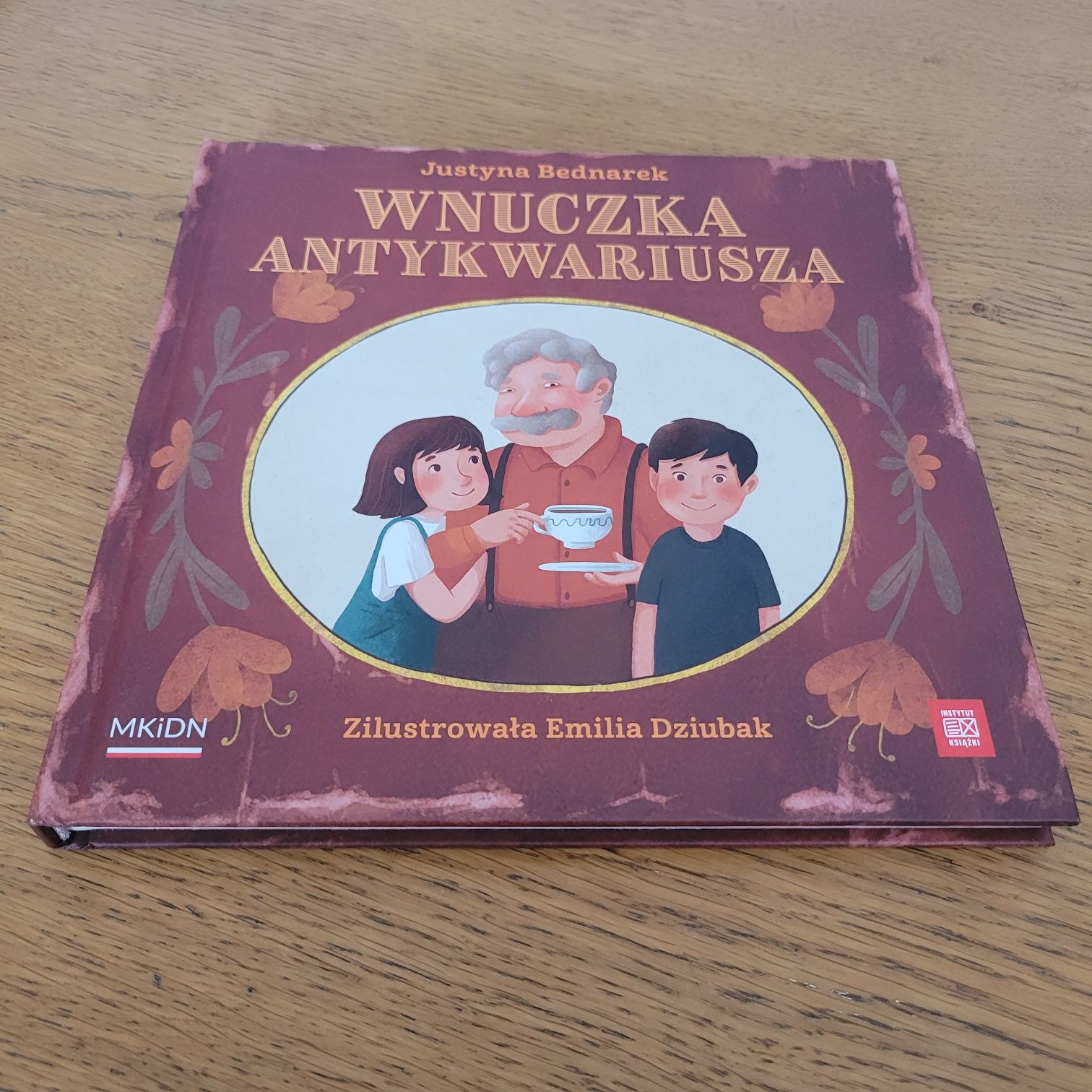 Wnuczka Antykwariuszka Justyna Bednarek