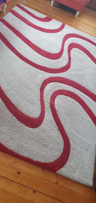 Dywan biało czerwony 200x310
