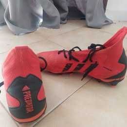 Chuteira Adidas Predator Demonscale