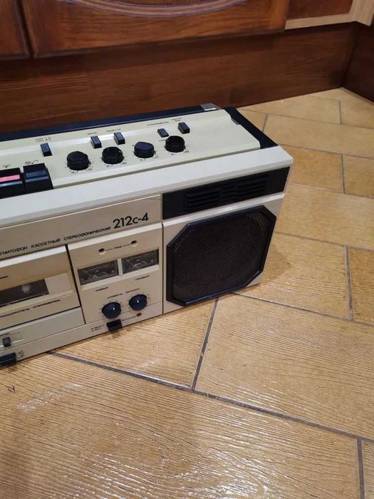 Магнитофон Весна 212С4 usb fm Bluetooth aux