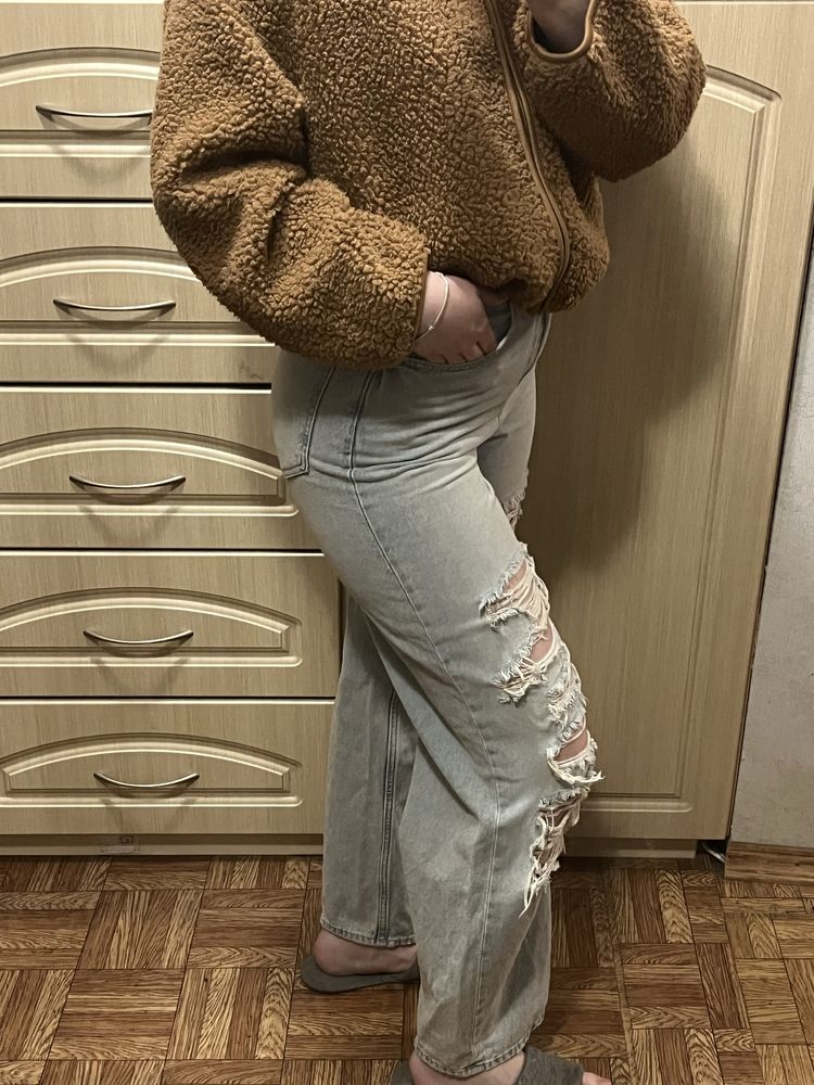 Рваные джинсы широкие
