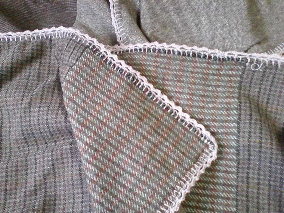 Manta antiga ás tiras