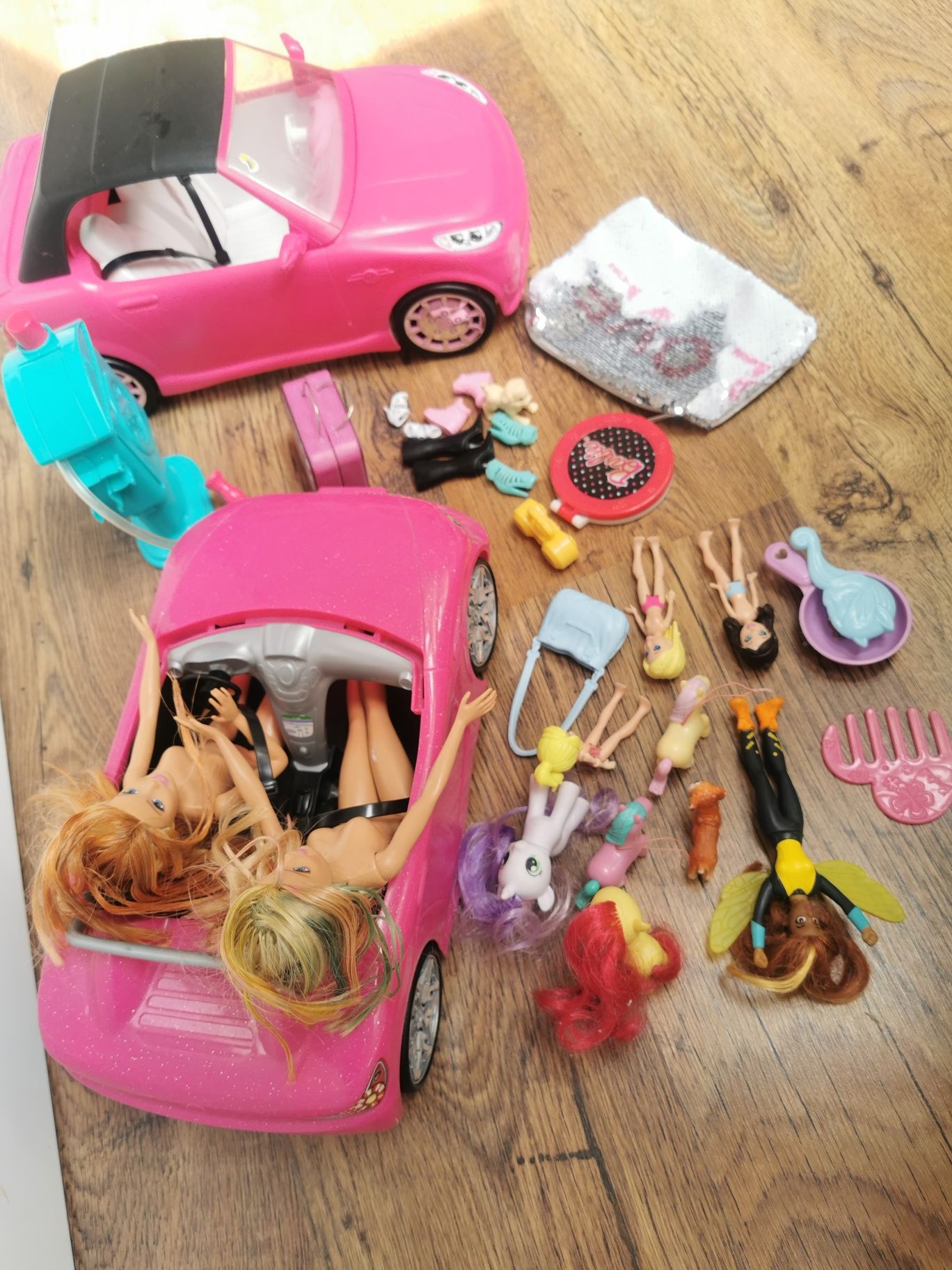 Auta Barbie, myjnia, lalki, akcesoria