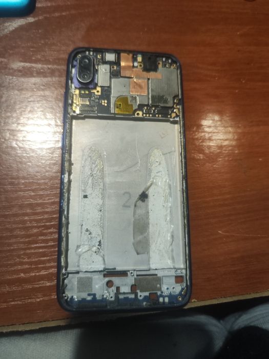 Продам лот телефонов Xiaomi