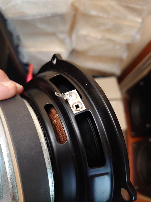 Автомобильные мидбасовые  динамики 16см. Harman Cardon. USA.