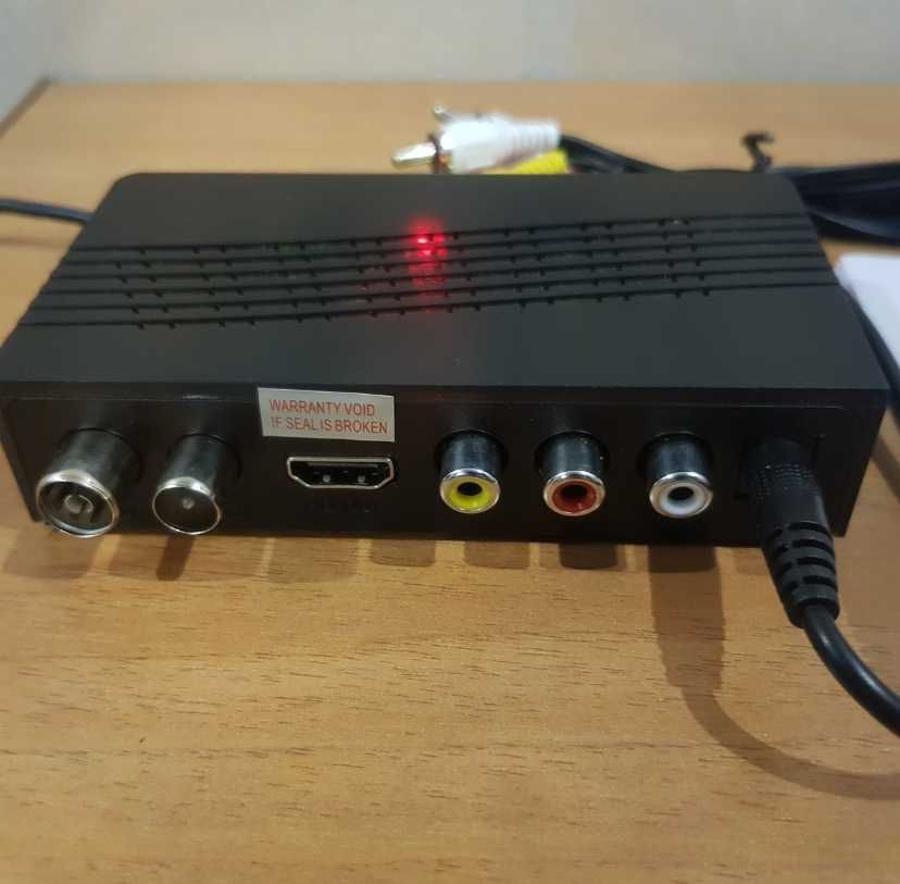 Тюнер T2 MG811 приставка IPTV WiFi HDMI USB MEGOGO
