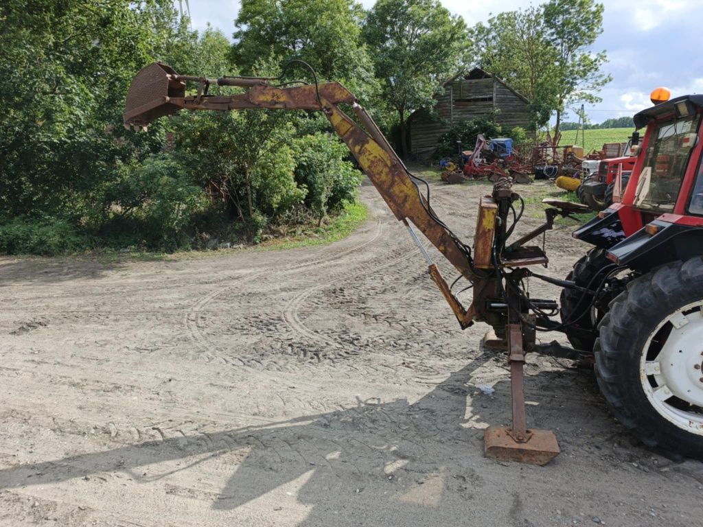 Ramię kopiące do ciągników itp na hydraulikę ( koparka) McConnel