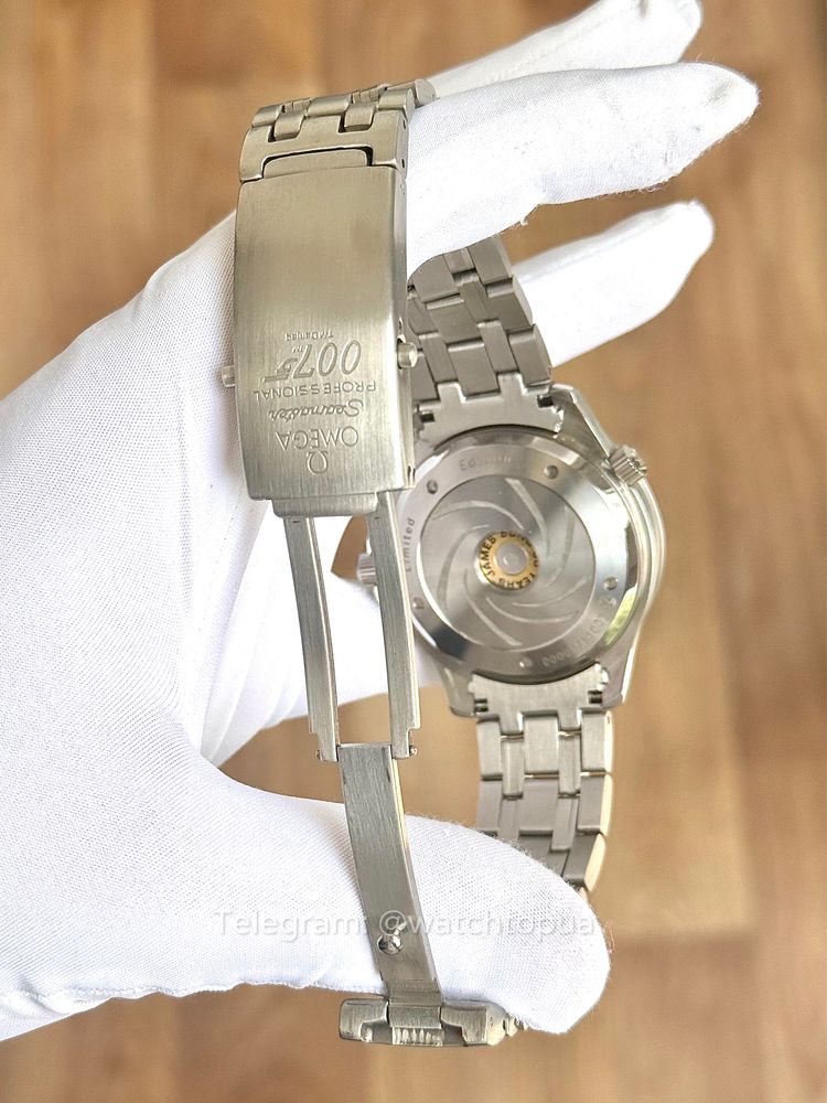 Годинник OMEGA Seamaster 300M 007 James Bond Limited Омега