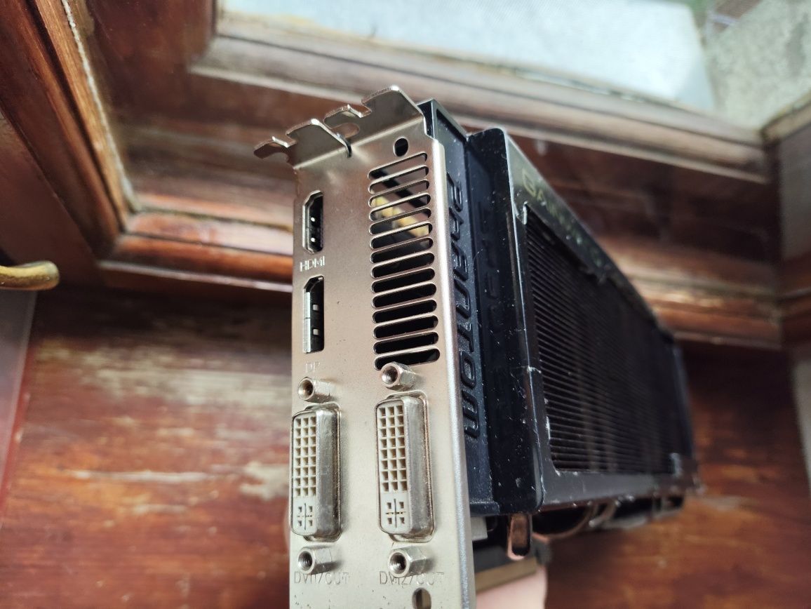 Продам видеокарту gainward Phantom GTX 570