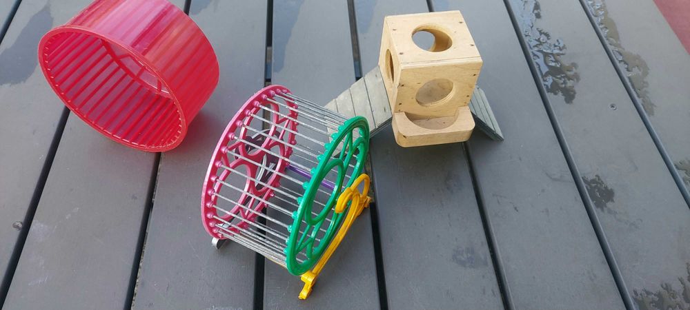 Zabawki akcesoria dla chomika