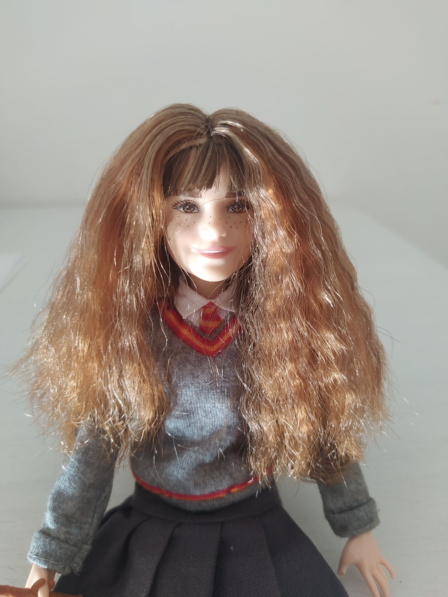 Boneca Hermione Granger do universo Harry Potter