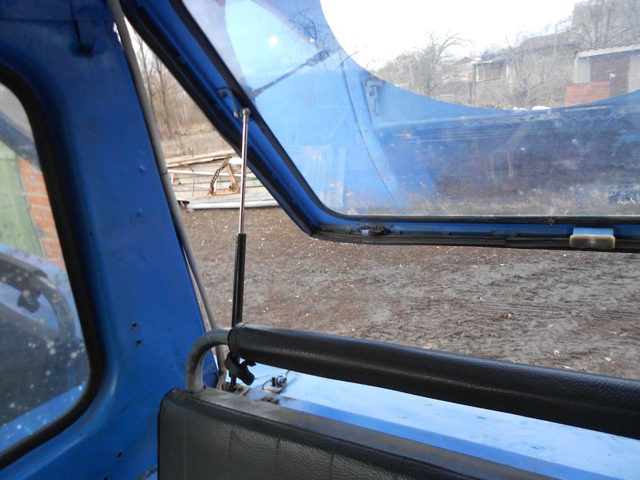 Трактор МТЗ --82