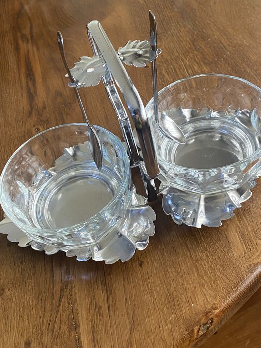 Conjunto de molheiras com colher