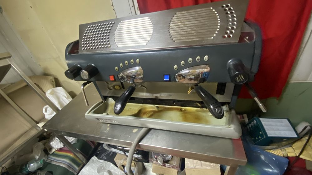 Продам професійну кавомашину rancilio epoca de 2gr