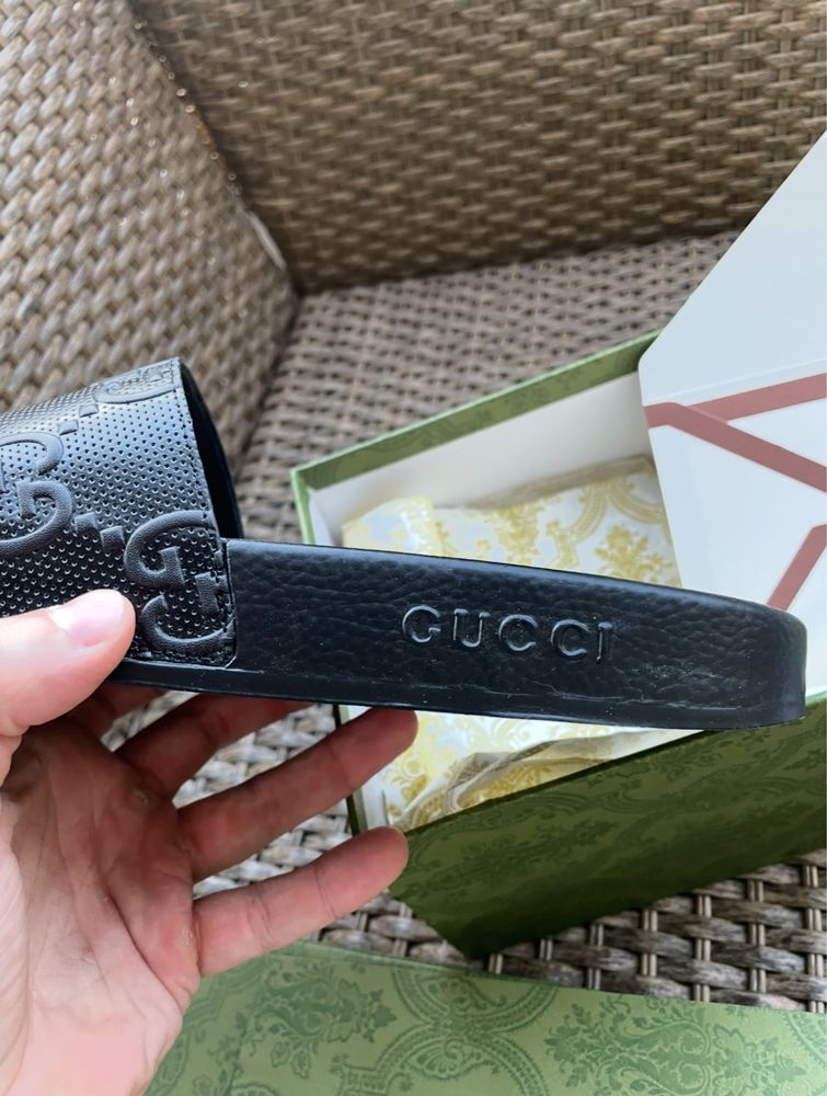 Nowe klapki sandały Gucci rozm.42 w katotnie od ręki