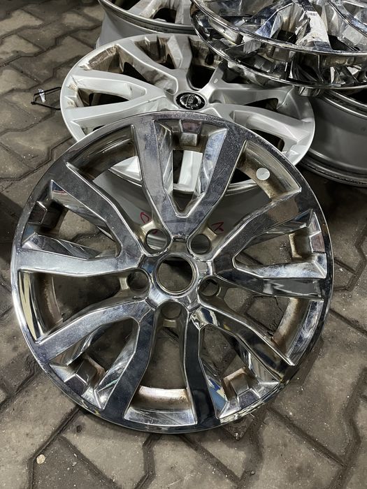 Колпаки Хром R17 на диски Nissan Rogue USA Ніссан Рог