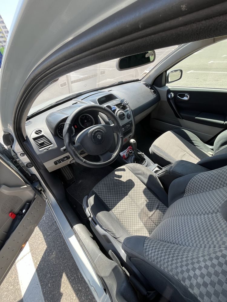 Renault Megane 1.6 газ/бенз