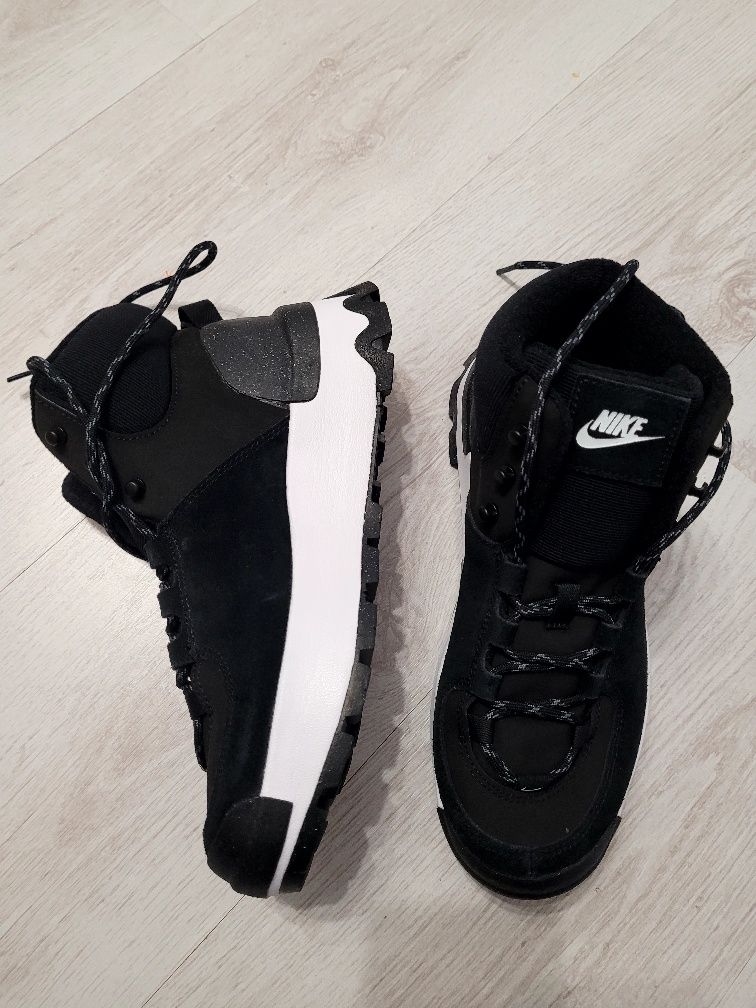 Кроссовки NIKE CITY CLASSIC BOOT нові original