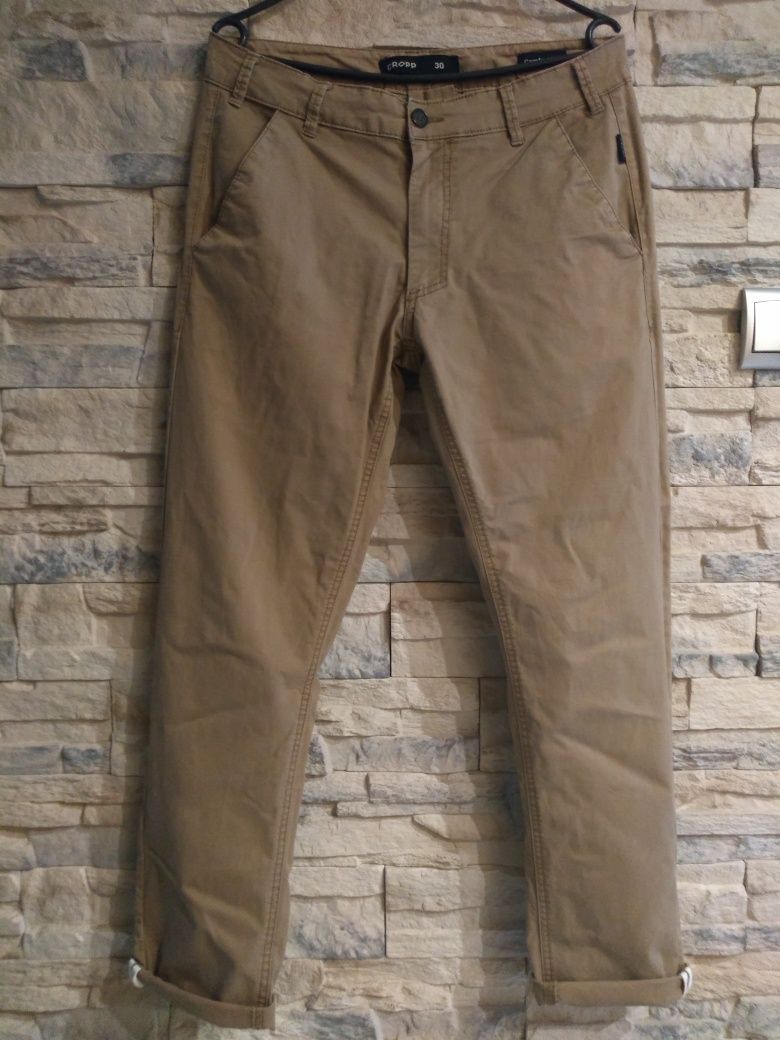Spodnie Cropp roz. 30