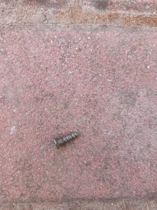 Саморіз саморез 10 мм, 3,5 мм, шляпка 6,плоску викрутку 100шт 30 грн