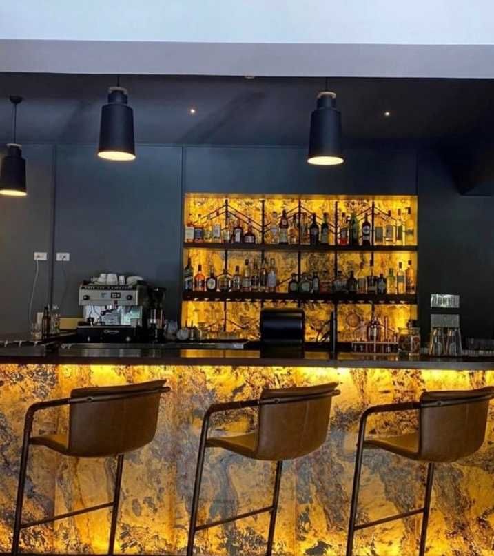 HOTEL recepcja BAR aranżacja UNIKAT fornir KAMIENNY w ROLCE naturalny