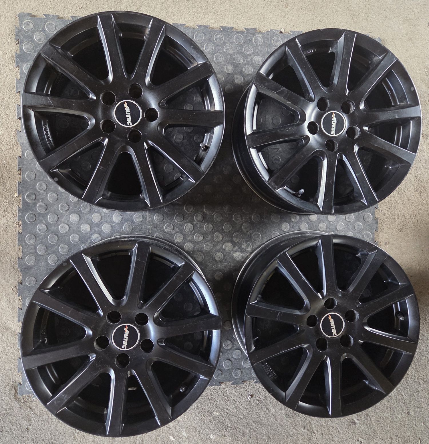 Felgi Aluminiowe 5x105 6,5Jx16 ET 39 Opel