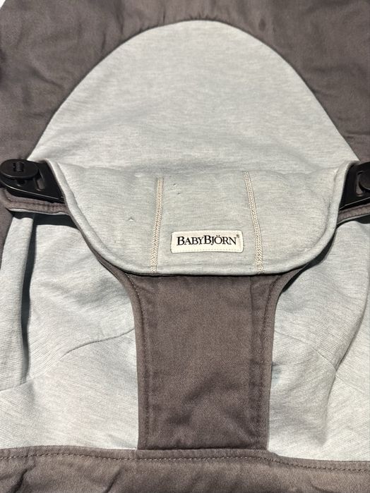Шезлонг гойдалка для немовлят BABYBJÖRN bliss баунсер качалка