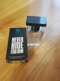 Perfumy Never Hide