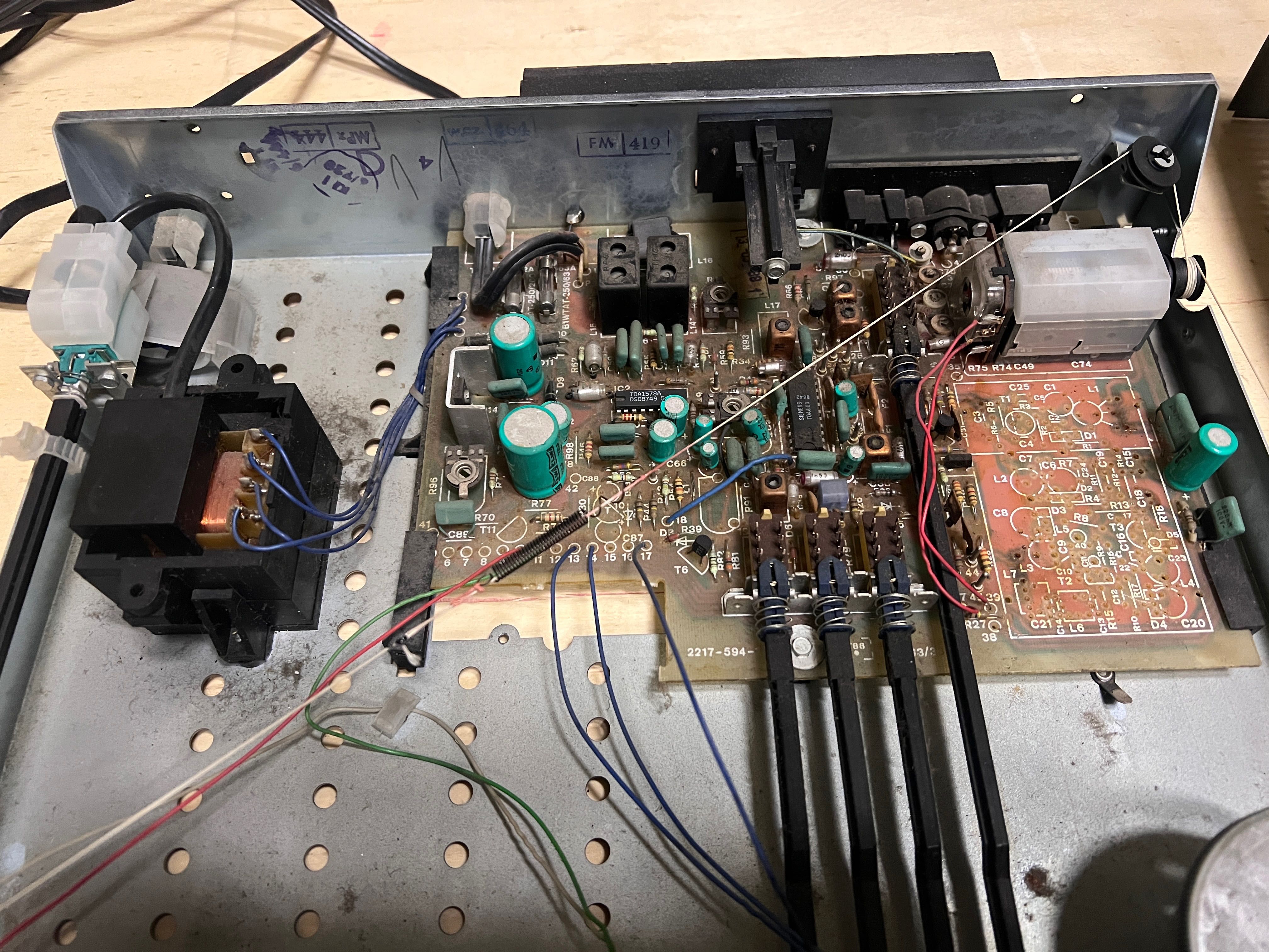 Tuner unitra skala do 108 mhz as250