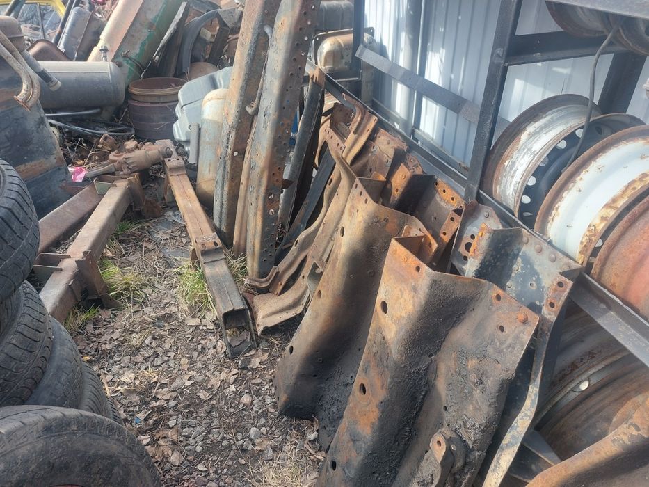 Газ 53 газ 3307 3309 зил 130 Уаз Газель траверси кранштейни подушки ст