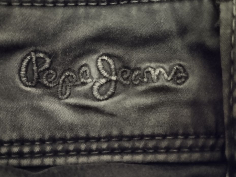 Spodnie klasyczne Pepa Jeans
