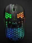 Nowa bezprzewodowa myszka gamingowa RGB – Twoja przewaga, Twój styl!