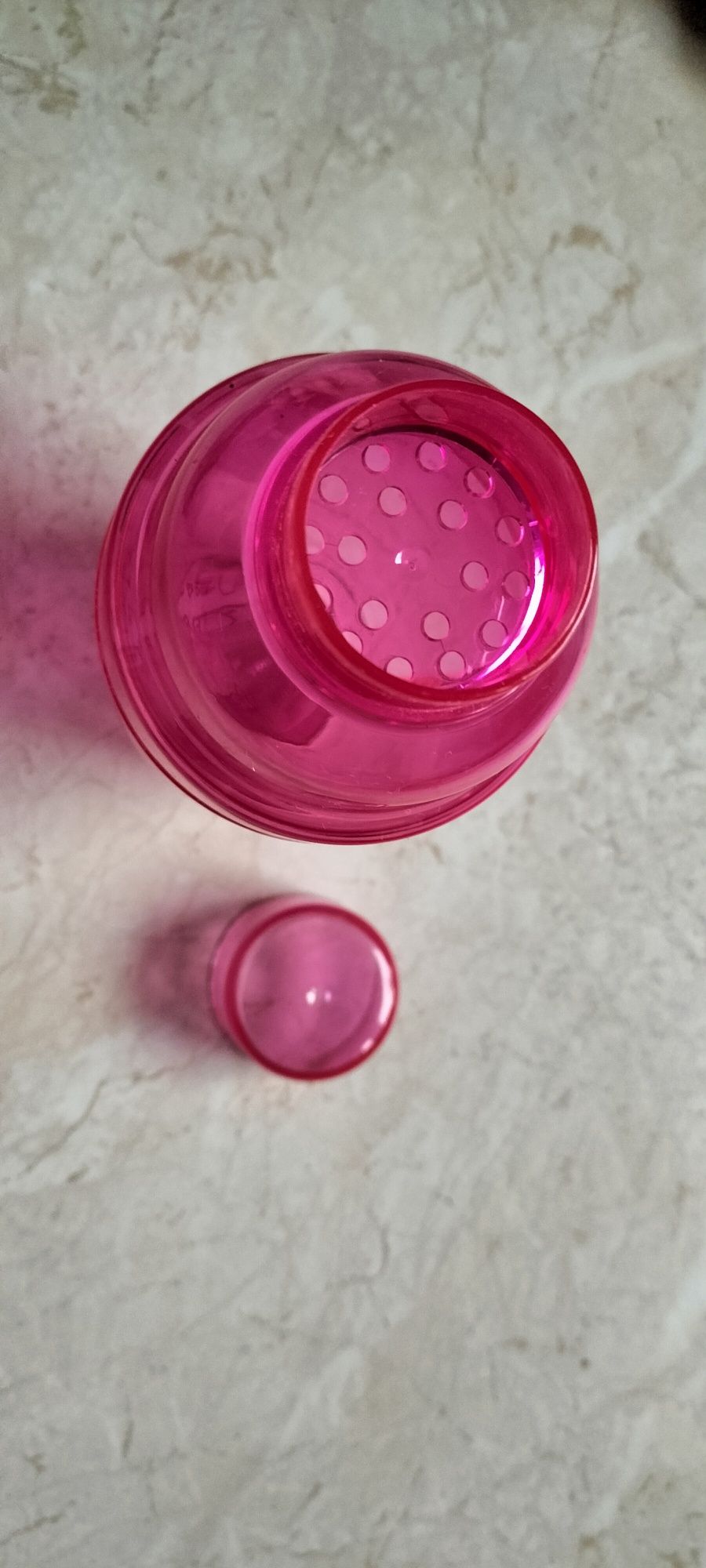 Shaker do drinków napojów Cointreau Cointreaupolitan różowy PVC