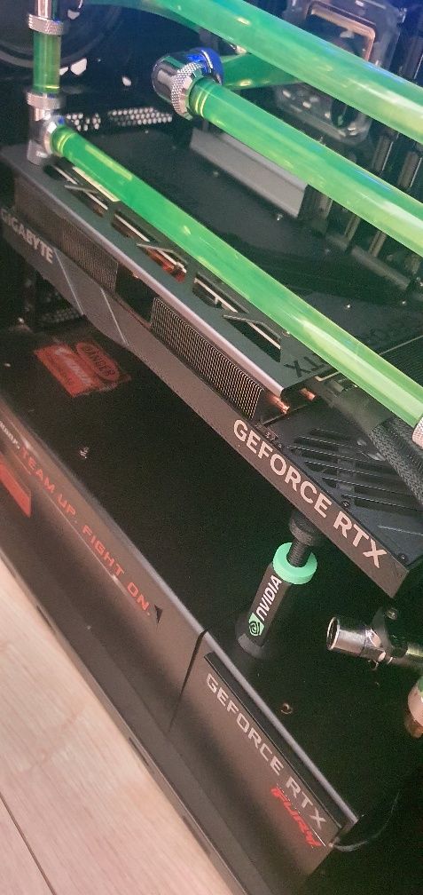 Gigabyte RTX 4070TI SUPER 16GB ddr6 windforce max oc