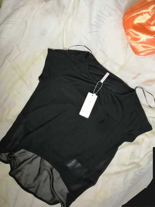 NEW YORKER bluzka bluzeczka koszulka _ Z TYŁU WYCIĘCIE _ Xs/s _NOWA!