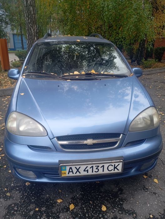 Автомобиль Шевроле Такума
