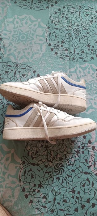 Кроссовки Adidas Hoops