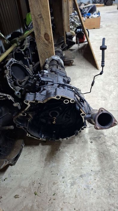 Мкпп-6ст Audi A6C5 A4B5 Passat b5 2.5tdi 01E300044B 8150000646