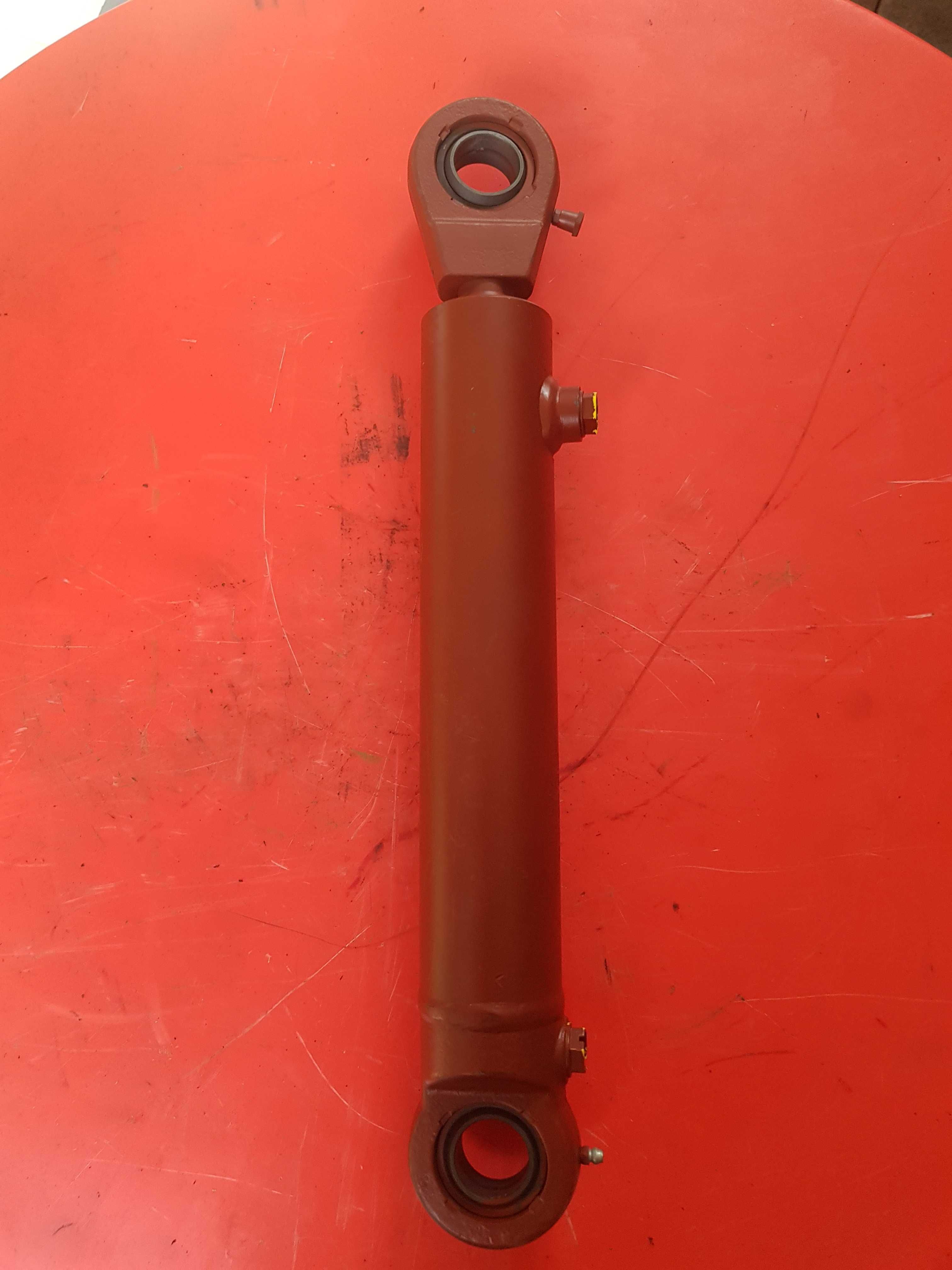 Cylinder wspomagania układu kierowniczego BIZON 505899.6100