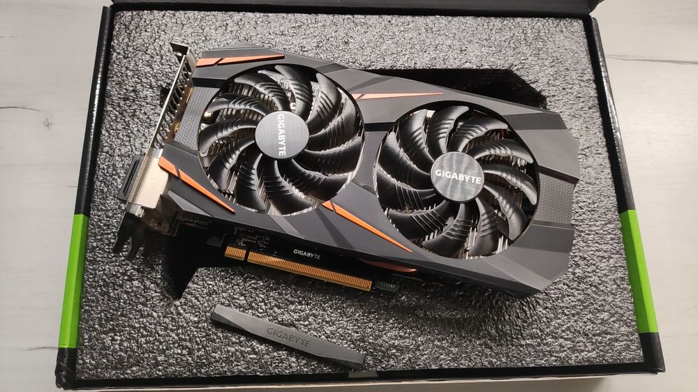 Відеокарта GIGABYTE GeForce GTX 1060 6gb