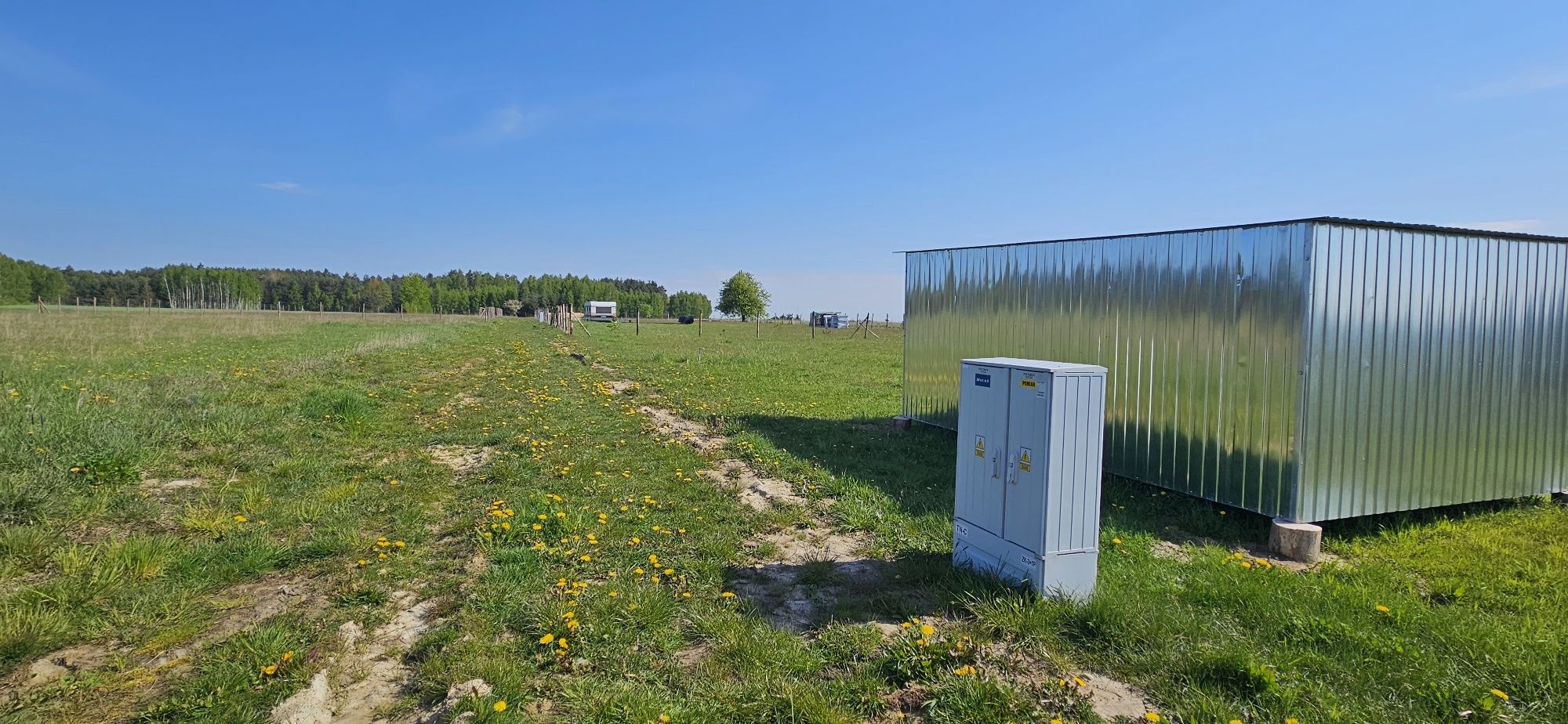 Działka bud.; 1200M2; WZ; Bobrowniki; dookoła LASY, RZEKA 3km