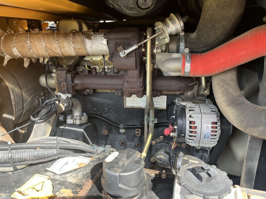 JCB 6TST 2015R 1800H wozidło budowlane 6T obrotowe Terex TA6S Thwaites