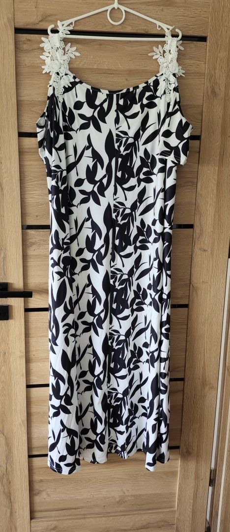 Sukienka maxi letnia Plus size