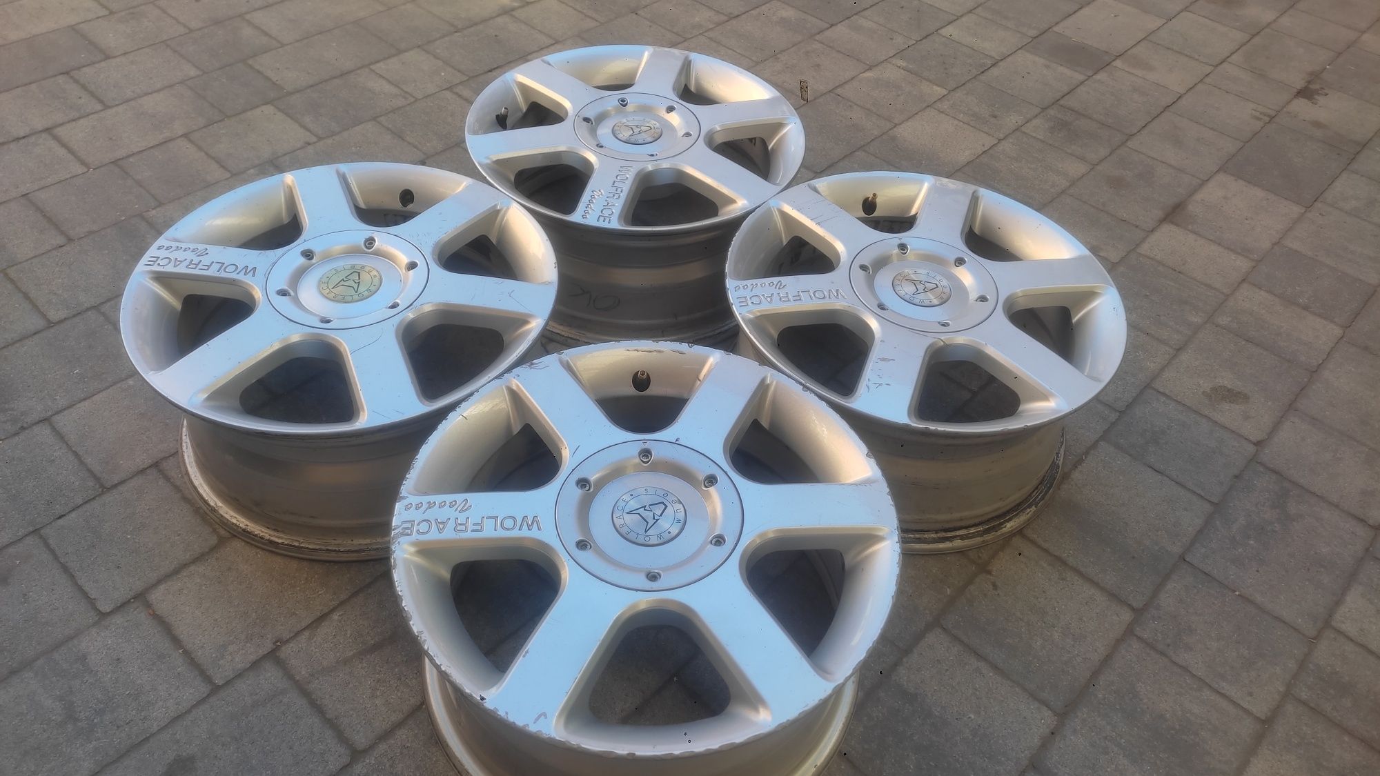 Felgi renault ford dacia 15 cali 6.5J ET 43 dwa roztway 4x100 4x108