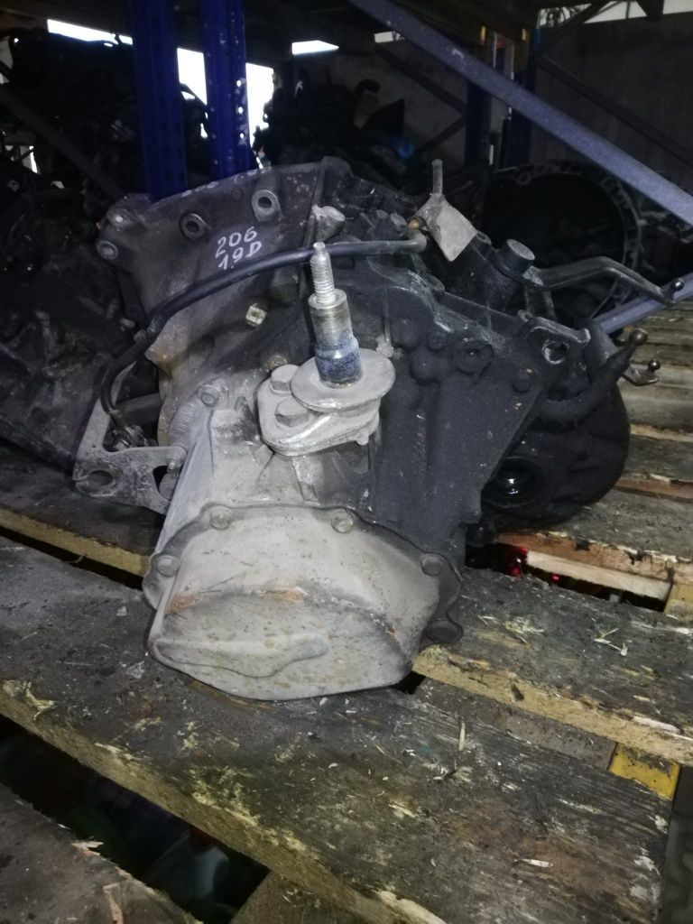 Skrzynia biegów Peugeot 206 1.9d 20dl24
