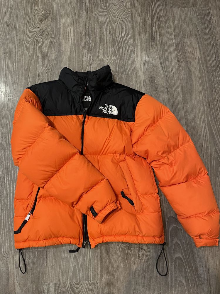 Пуховик the north face 700 M